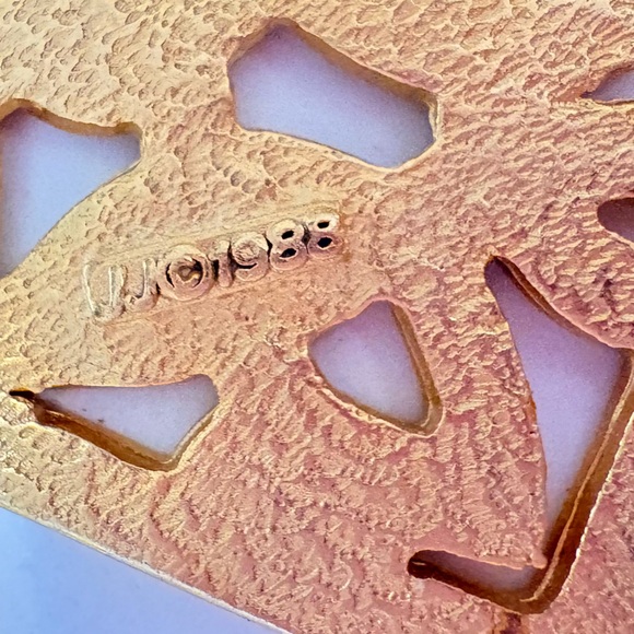 Vintage JJ 1988 Elegant Gold tone Woven Brooch - Picture 7 of 7